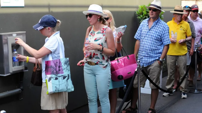 Fronta na vodu ve Wimbledonu