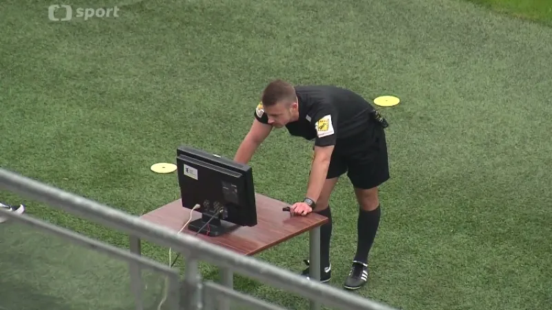 Video bude ve fotbalové lize od jara na pěti zápasech kola