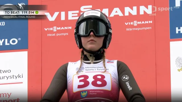 Skok Anežky Indráčkové na velkém můstku ve Visle