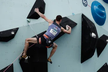 Adam Ondra na OH v Paříži