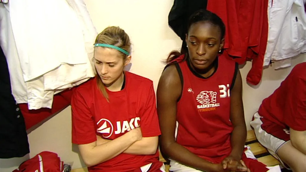 Sestřih utkání basketbalistek: Nymburk - Piešťanské Čajky
