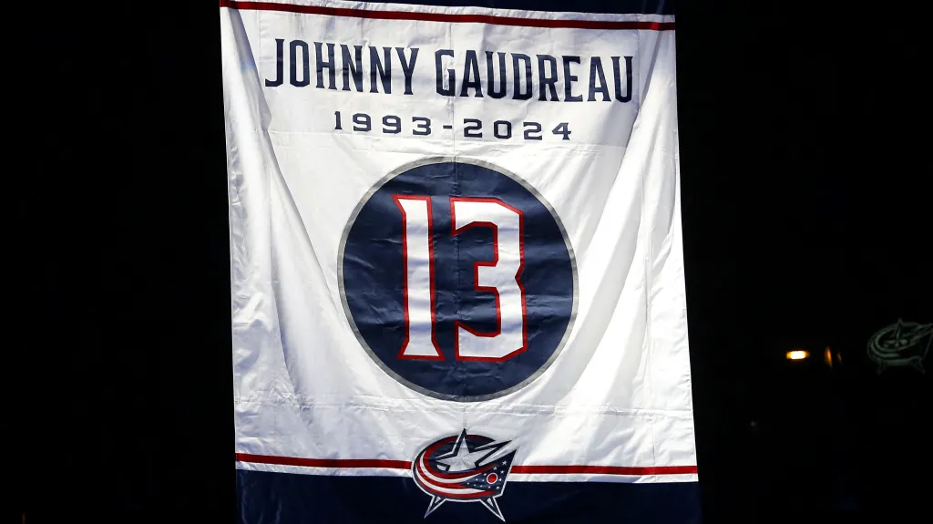 Vzpomínka na Johnnyho Gaudreaua v utkání Floridy s Columbusem
