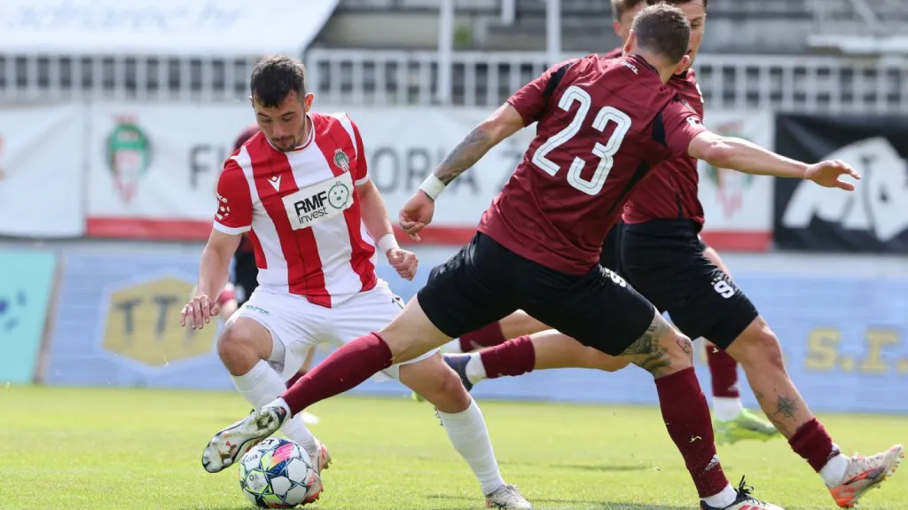 Fotbalisté Viktorie Žižkov a Sparta Praha B