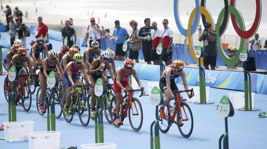 Triatlonový závod žen na olympiádě
