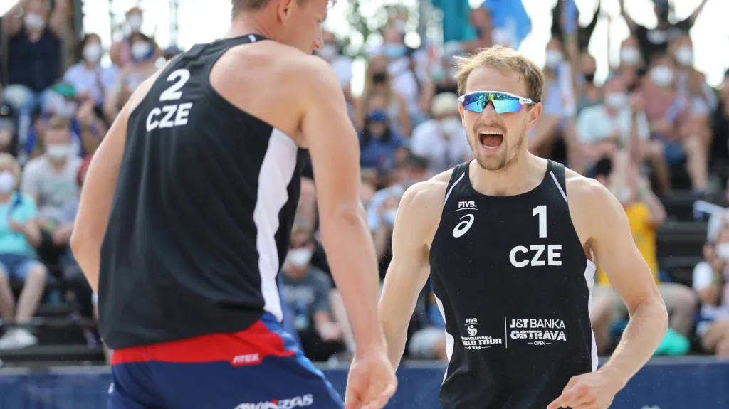 Ondřej Perušič a David Schweiner na Ostrava Beach Open