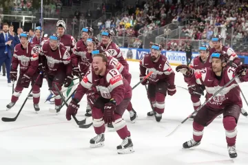 Oslava Lotyšů z postupu do semifinále MS