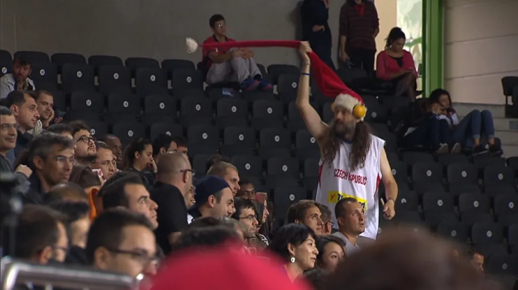 Čeští basketbaloví fanoušci v Ankaře
