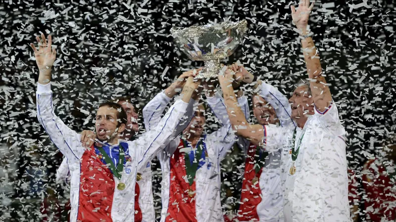 Závěrečný ceremoniál a předání daviscupové trofeje