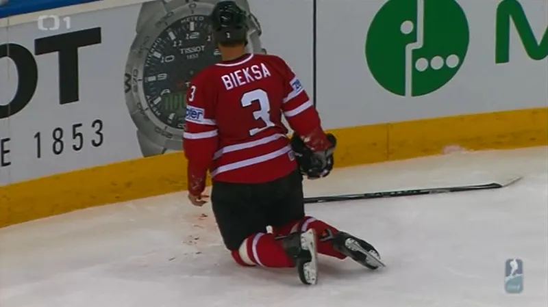 Chybně nařízený trest pro Kováře rozhodl zápas s Kanadou