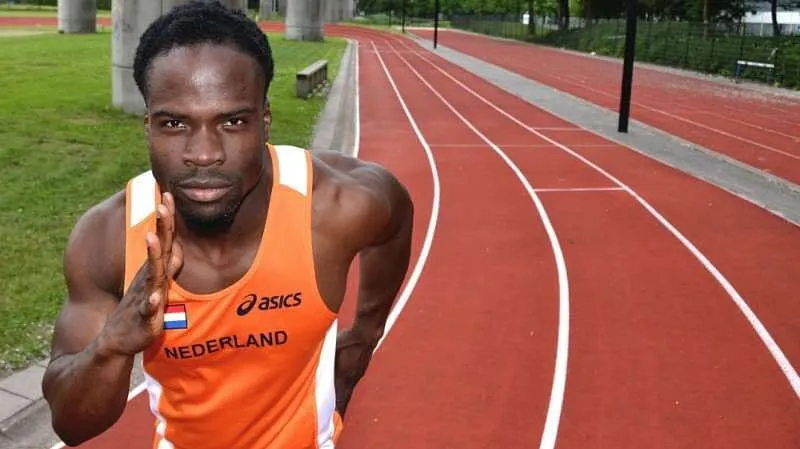 Akwasi Frimpong v dresu Nizozemska