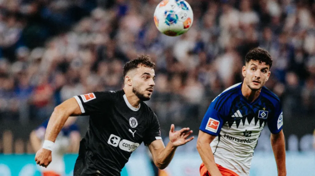 Utkání St. Pauli s HSV