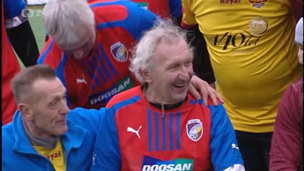 Fotbalové legendy si na Vyšehradě připomněly Masopusta