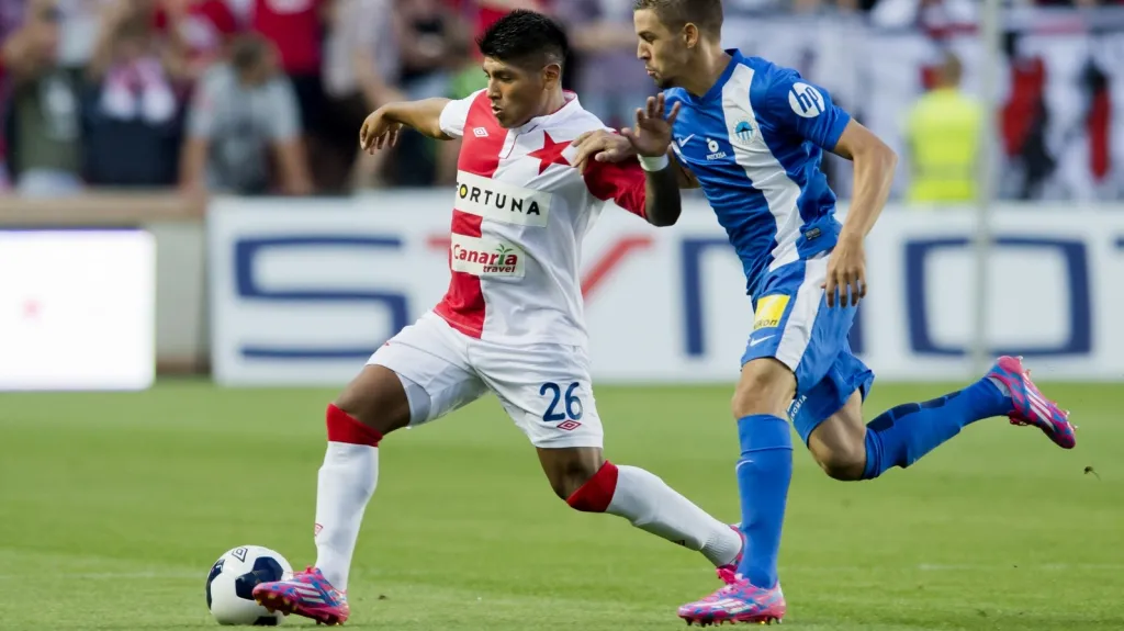 Aldo Baéz v utkání s Libercem