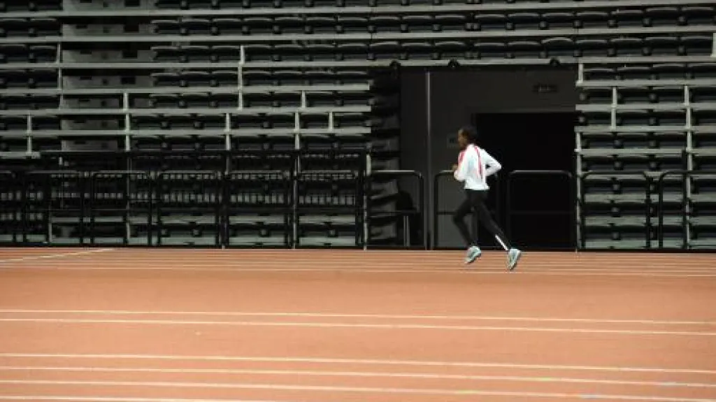 Prezentace atletického oválu pro Mítink světových rekordmanů