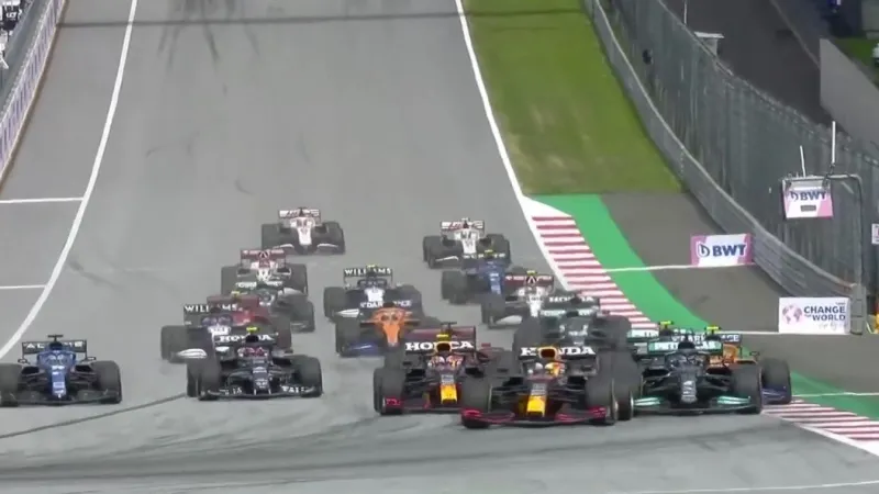 Verstappen nenašel přemožitele ani ve Štýrsku