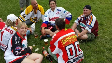 Sraz hokejových fanoušků