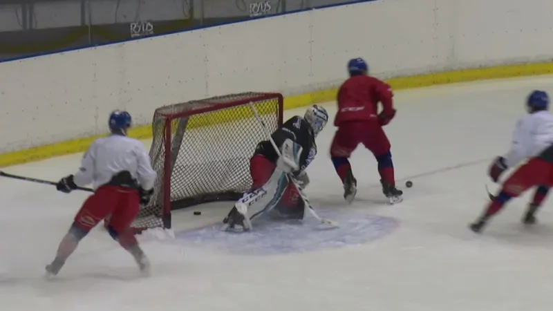 Musíme vypilovat koncovku, nabádal Gulaš na tréninku po příletu