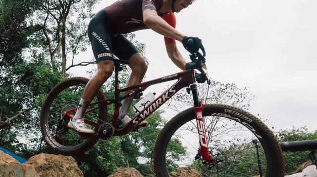 Cross country bikerů v Mt. Saint-Anne