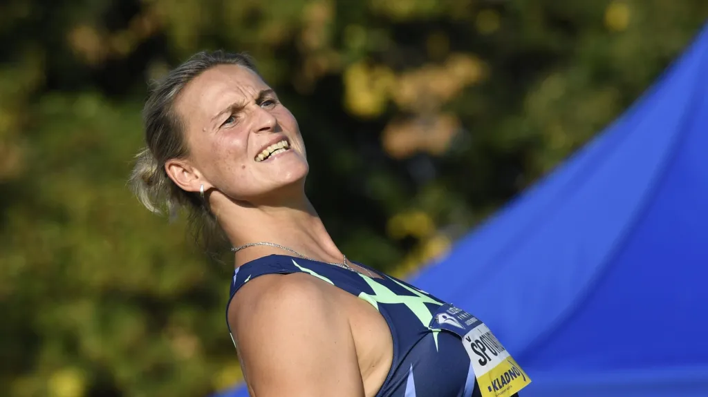 Barbora Špotáková na mítinku Kladno hází