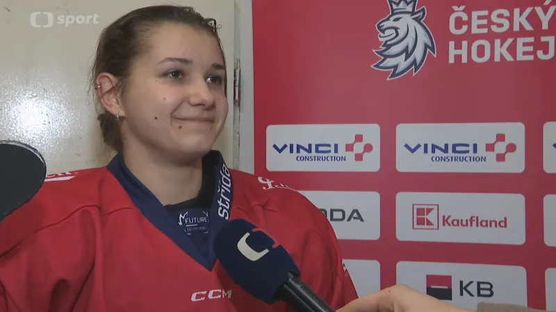 Trenér Andrašovský, hráčky Přibylová a Trnková na startu přípravy před MS