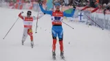 Dojezd mužského sprintu dvojic ve Val di Fiemme