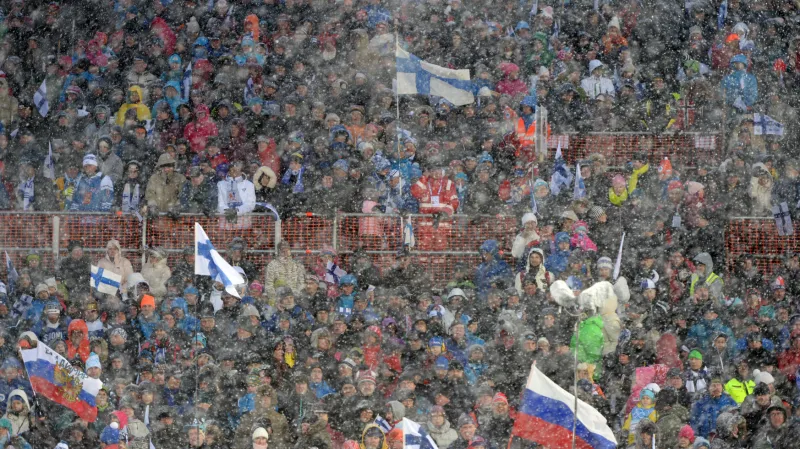 Biatlonový sprint žen ovlivnily rozmary počasí