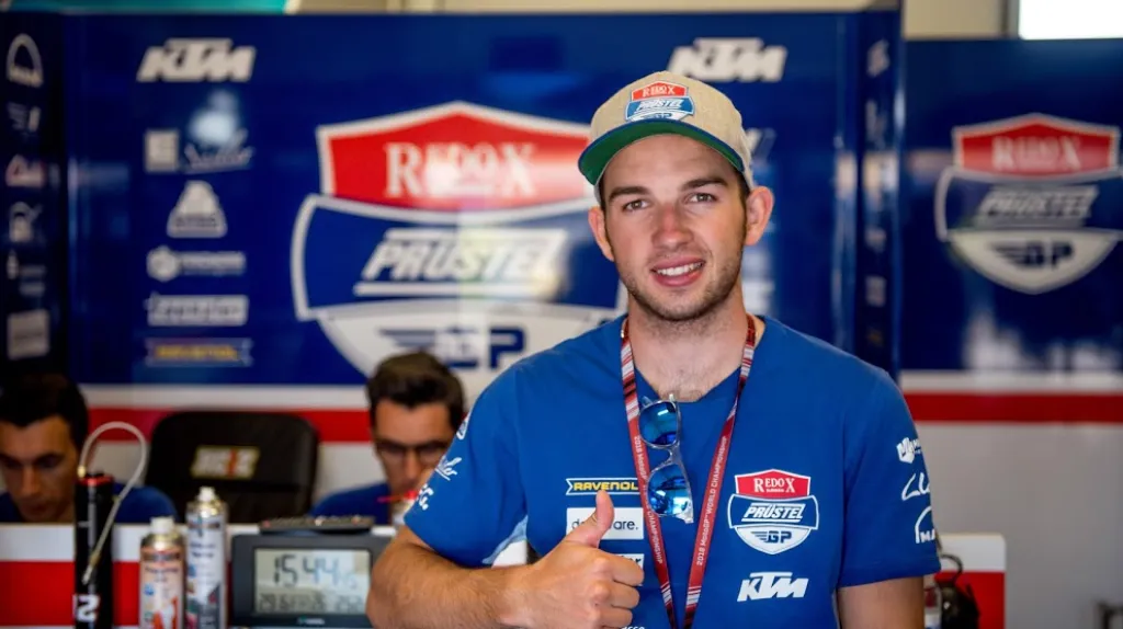 Jakub Kornfeil v boxu týmu Redox PrüstelGP 