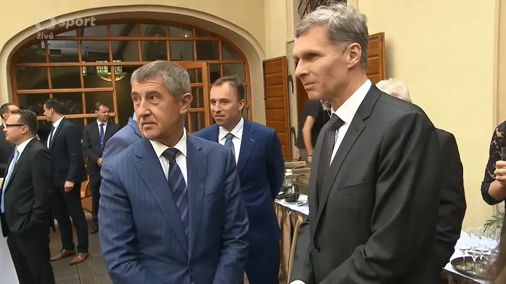 Premiér v demisi poblahopřál olympionikům