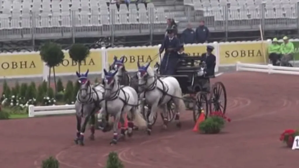 Bezchybný parkur posunul Nesvačila mladšího na třiadvacátou příčku