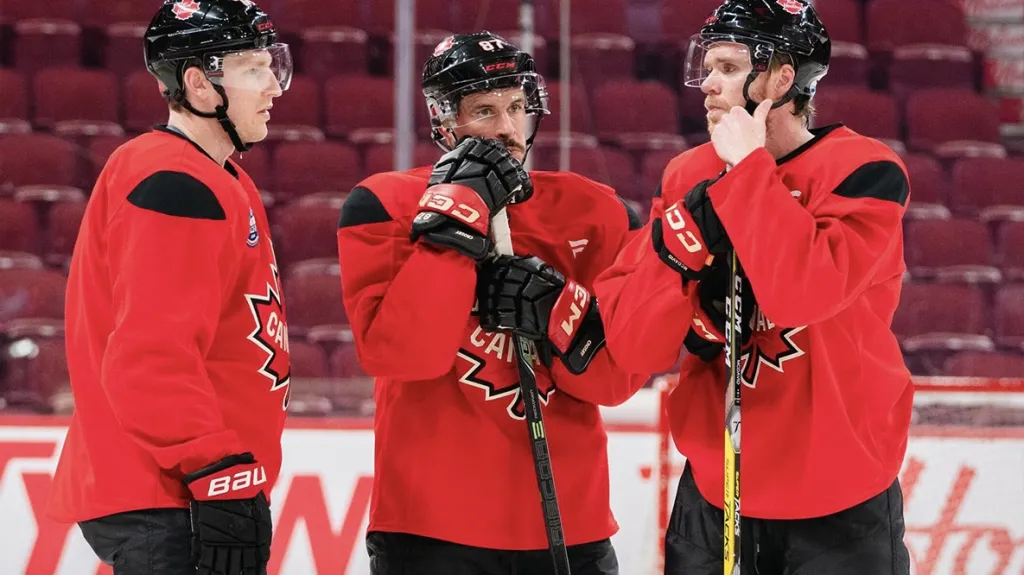 Kanadské hvězdy – zleva Nathan MacKinnon, Sidney Crosby a Connor McDavid