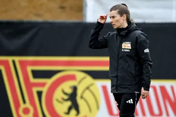 Marie-Louise Etaová