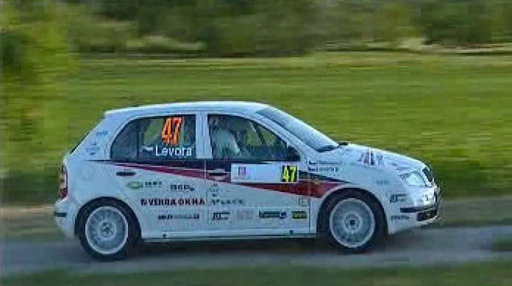 Fabia se startovním číslem 47 