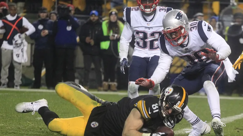 Neuznaný touchdown Jesseho Jamese