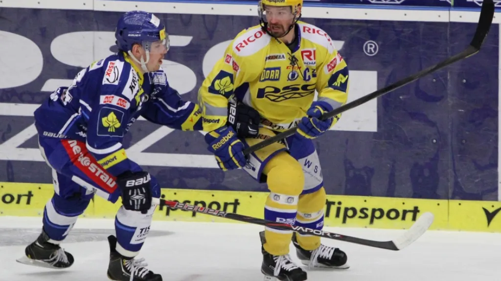 Rodinný souboj - vpravo Petr Čajánek, vlevo jeho synovec Jan Káňa II.