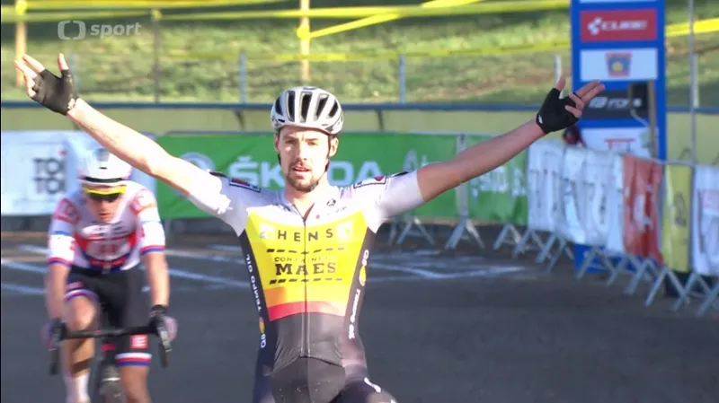 Závod ČP cyklokrosařů ve Slaném vyhrál Belgičan Baestaens