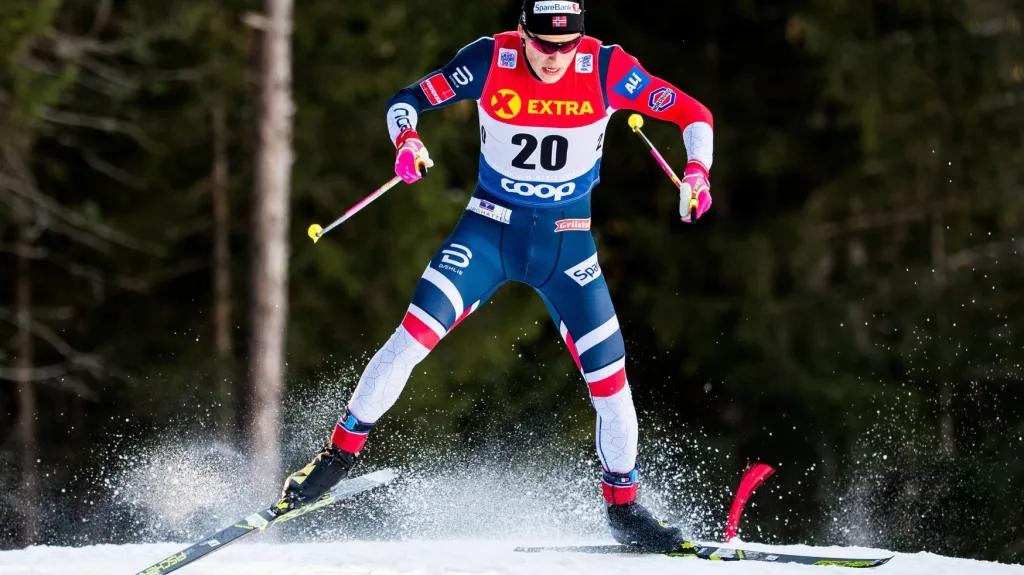 Nor Johannes Hösflot Klaebo během SP v Toblachu