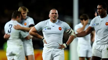 Zklamaní hráči Francie po konci finále