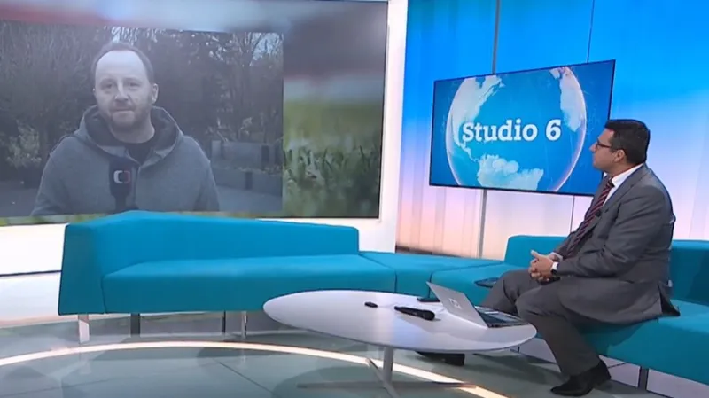 S Davidem Kalousem, o co hrají fotbalové reprezentace