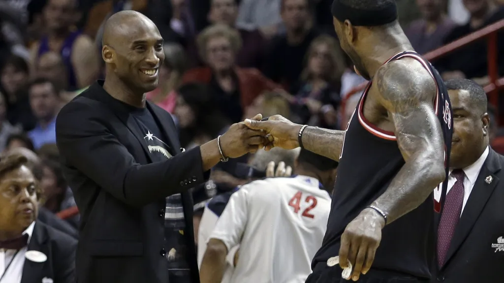Kobe Bryant a LeBron James