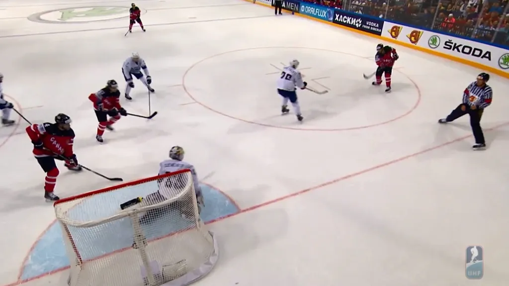 Gól v utkání Francie - Kanada: Seguin - 1:3 (38. min.)