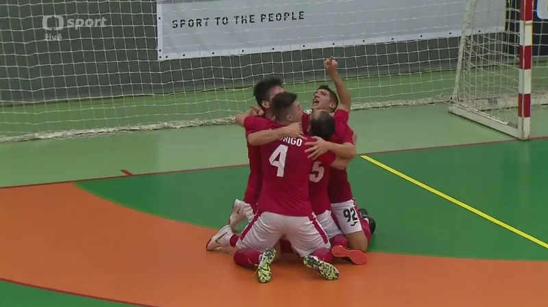 Teplice v přímém souboji o první místo porazily Chrudim 2:1