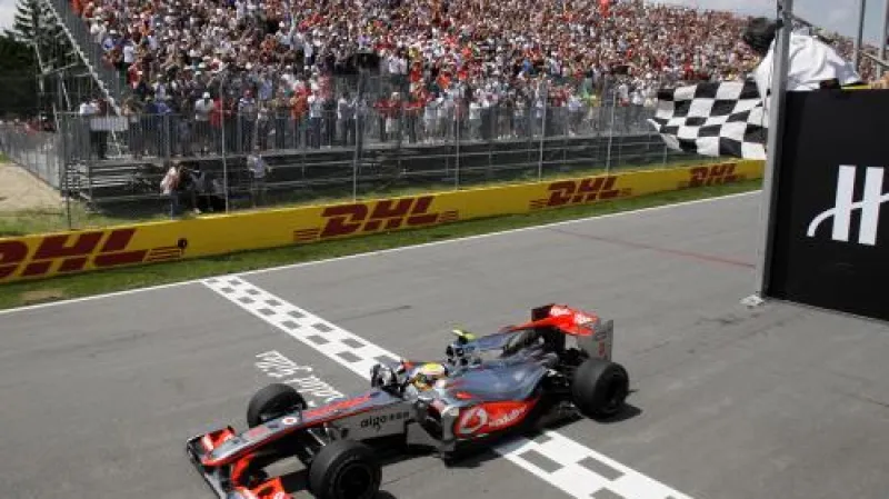 Lewis Hamilton v cíli