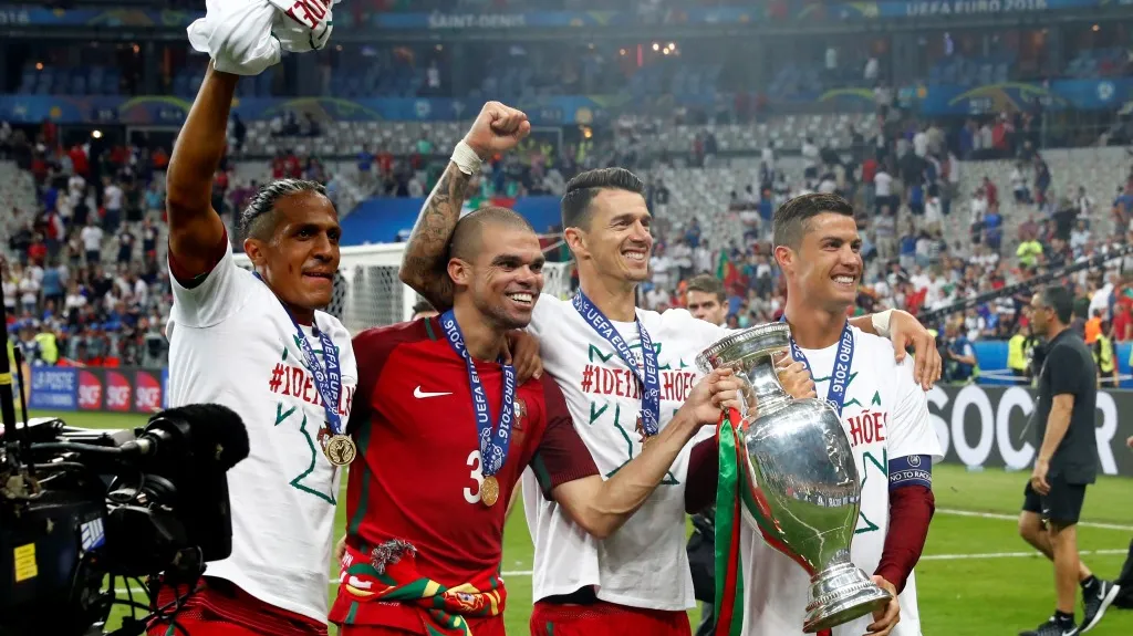 Portugalci slaví titul mistrů Evropy