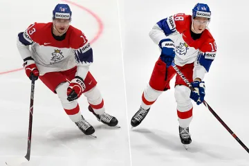 Čeští reprezentační útočníci Jakub Vrána (vlevo) a Ondřej Palát
