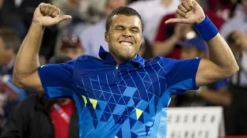 Jo-Wilfried Tsonga slaví vítězství