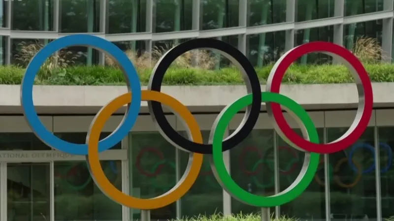 MOV chce nechat ruské a běloruské sportovce závodit