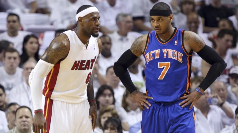LeBron James a Carmelo Anthony