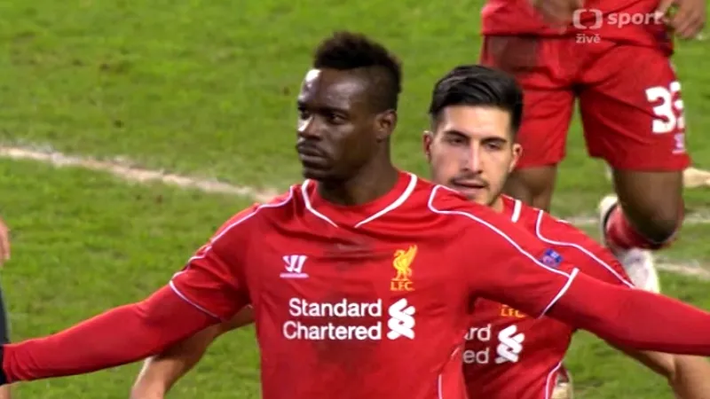 Gól v utkání Liverpool - Besiktas: Balotelli z pen. - 1:0 (85. min.)