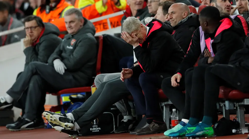 Zklamaný kouč Arsenalu Arséne Wenger
