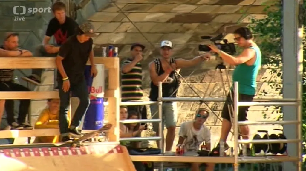 Skateboardisté jsou v pohledu na OH roztříštění